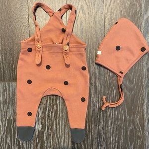 Organic overalls with matching bonnet. rare!